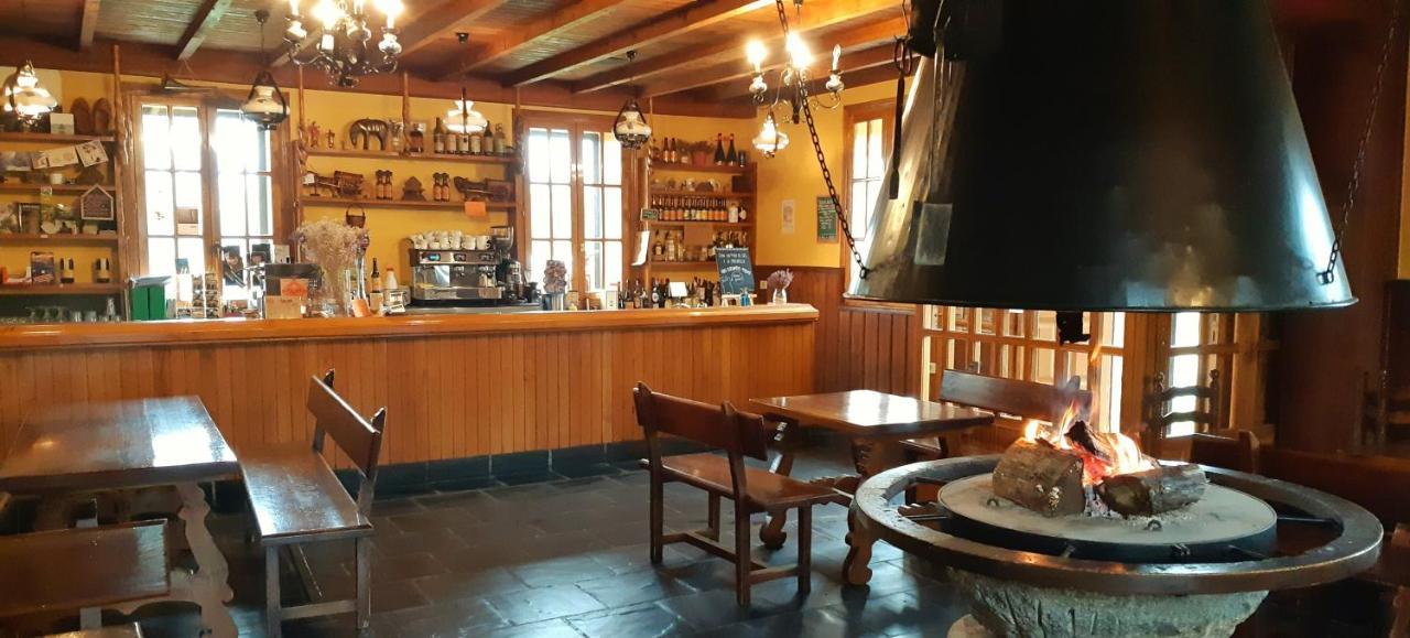 Hotel Piornedo Bagian luar foto