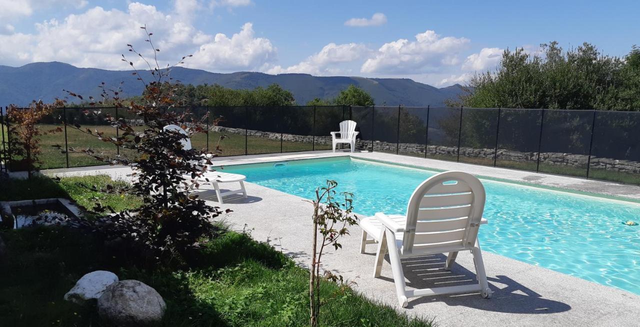 Hotel Piornedo Bagian luar foto